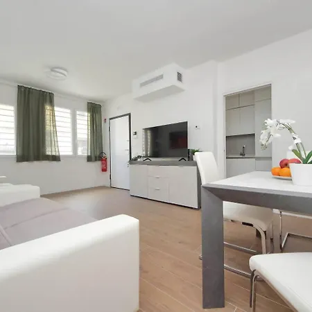 Sabelli 3 Indipendente Con Privato