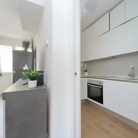 Sabelli 3 Indipendente Con Privato *