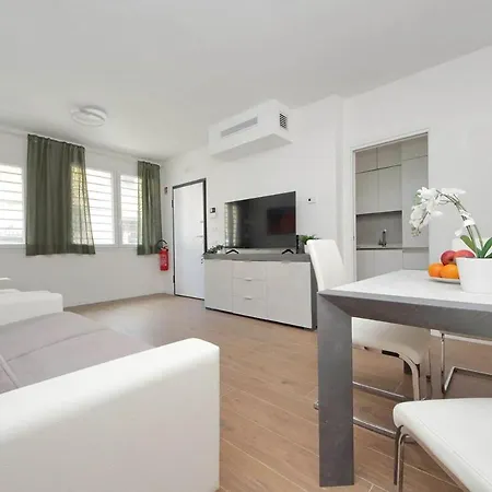 Sabelli 3 Indipendente Con Privato דירה