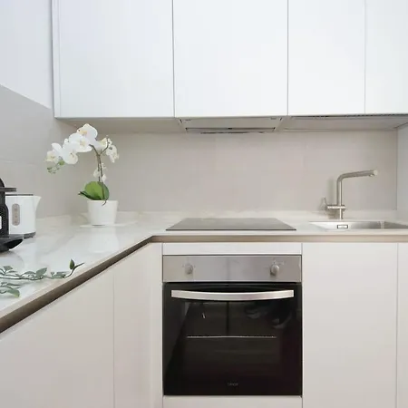 Sabelli 3 Indipendente Con Privato Apartment