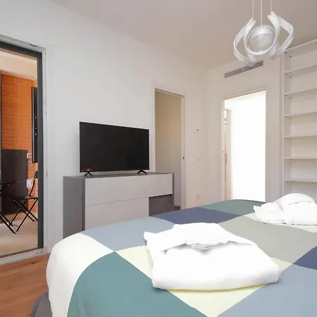 Spaziosa - Office - San Lorenzo Апартаменты *