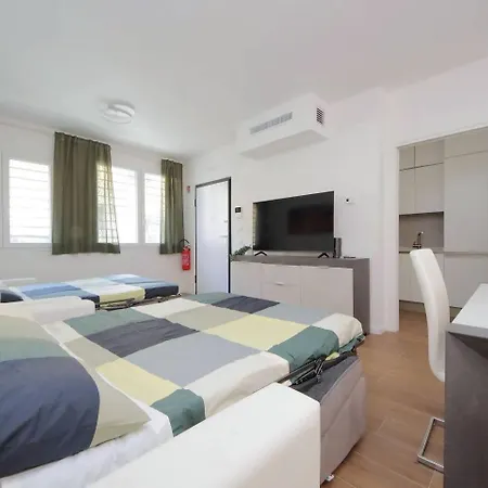 Sabelli 3 Indipendente Con Privato * Řím